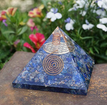 Load image into Gallery viewer, Lapis &amp; Flower of Life Orgone Pyramid